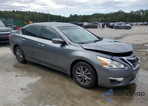 2015 Nissan Altima 2.5 from USA, damaged, VIN 1N4AL3AP7FN921738